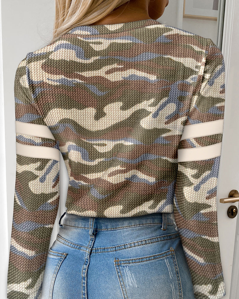 Waffle Knit Camouflage Print Round Neck Long Sleeve Front Zipper Tee Casual Top